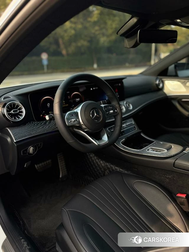 Mercedes-Benz CLS 2022 Белый из Китая, фото 4