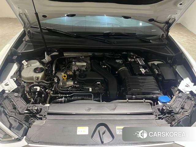 Audi Q3 2023 Белый из Китая, фото 4