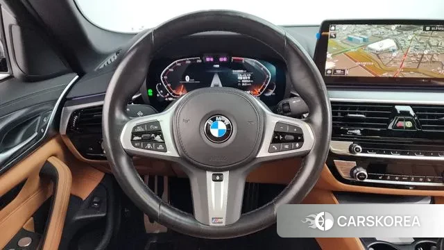 BMW 5 Series (G30) 2023 Черный из Кореи, фото 4