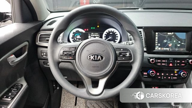 Kia Niro 2018 Белый из Кореи, фото 4