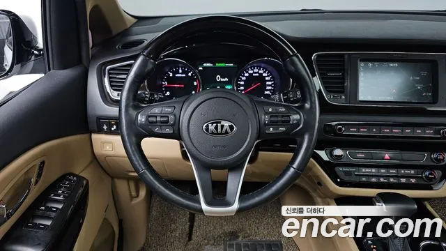 Kia The New Carnival id 2477356 из Кореи 4