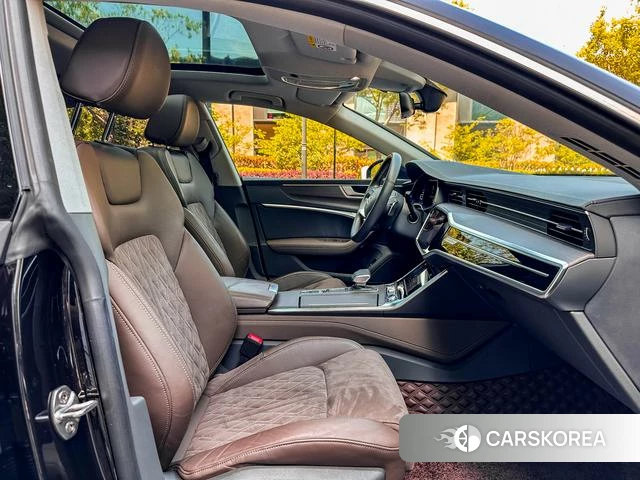 Audi A7L 2023 Черный из Китая, фото 4
