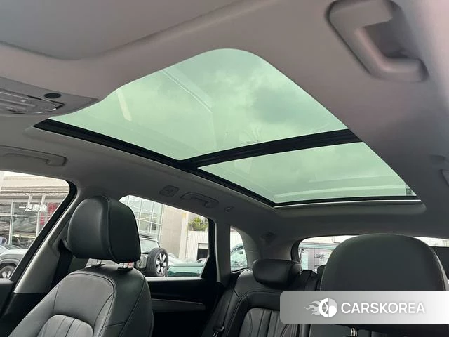 Audi Q5L 2021 Черный из Китая, фото 4