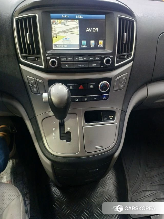 Hyundai The New Grand Starex 2018 Белый из Кореи, фото 4