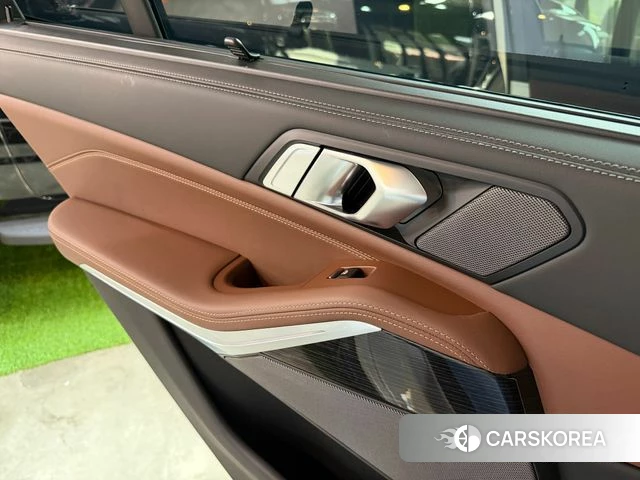 BMW X5 (G05) 2025 Белый из Кореи, фото 4