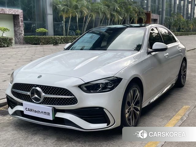 Mercedes-Benz C-class PHEV 2023 Белый из Китая, фото 4
