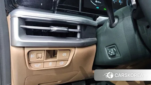 Hyundai Grandeur Hybrid (GN7) 2023 Белый из Кореи, фото 4