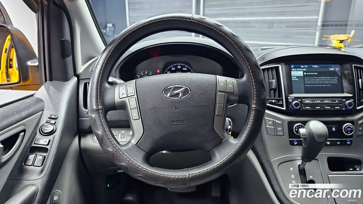 Hyundai The New Grand Starex 2019 Желтый из Кореи, фото 4