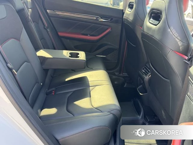 Geely Automobile Emgrand S 2023 Белый из Китая, фото 4