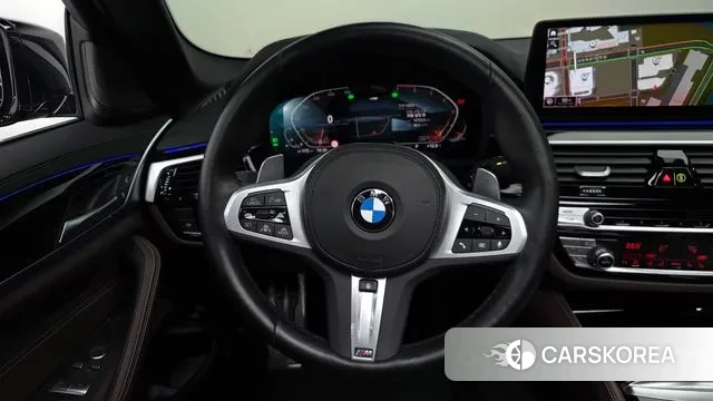 BMW 5 Series (G30) 2023 Черный из Кореи, фото 4