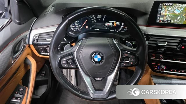 BMW 5 Series (G30) 2018 Серый из Кореи, фото 4