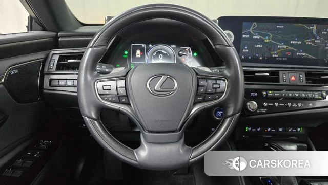Lexus ES300h 7th generation 2022 Серебристо-серый из Кореи, фото 4