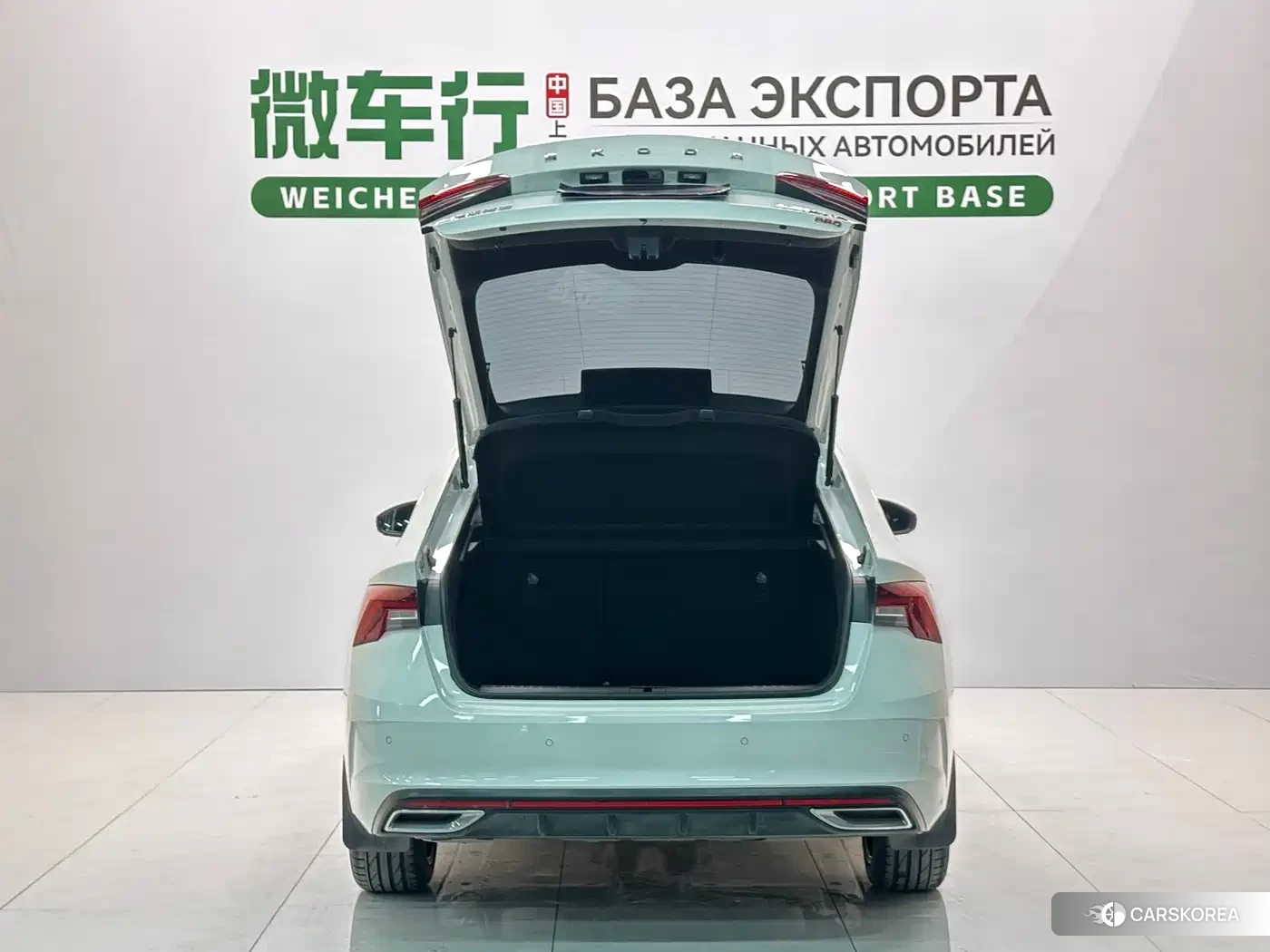 Skoda Octavia 2022 Белый из Китая, фото 4