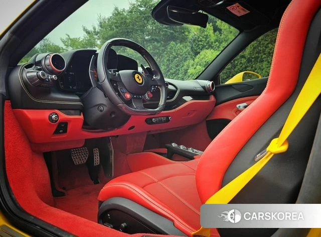 Ferrari F8 Tributo 2021 Желтый из Кореи, фото 4