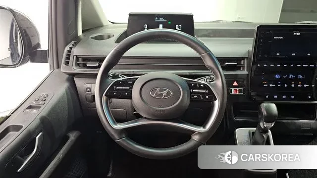Hyundai Staria 2023 Серый из Кореи, фото 4