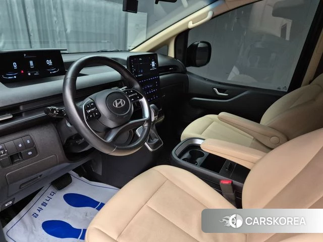 Hyundai Staria 2024 Черный из Кореи, фото 4