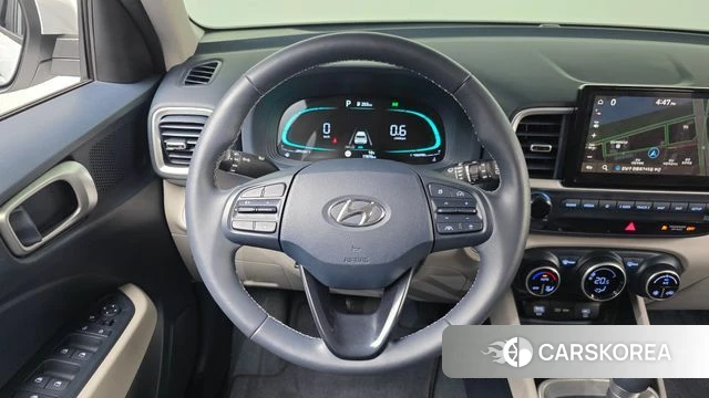 Hyundai Venue 2023 Белый из Кореи, фото 4