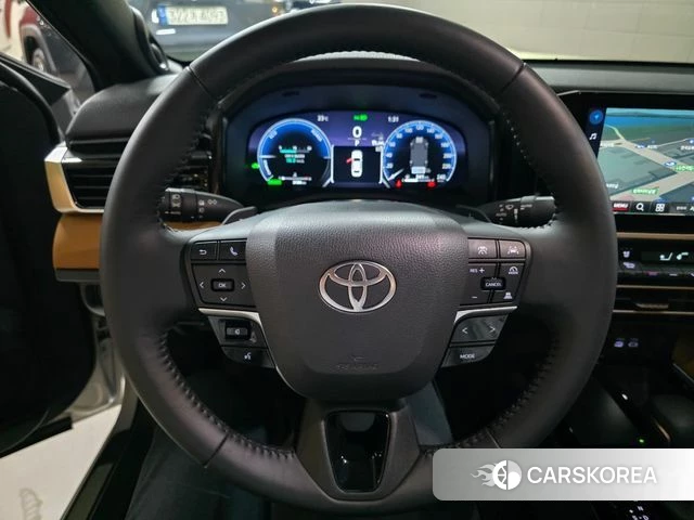 Toyota Camry (XV80) 2025 Серебряный из Кореи, фото 4