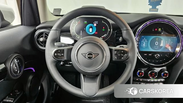 Mini Cooper 2023 Черный из Кореи, фото 4