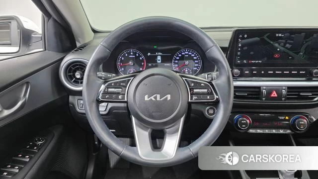 Kia The New K3 2nd generation 2022 Белый из Кореи, фото 4