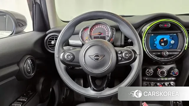 Mini Cooper 2019 Серебряный из Кореи, фото 4