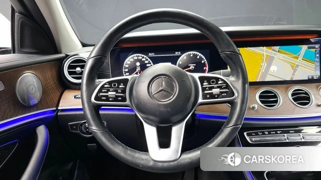 Mercedes-Benz E-Class W213 2018 Белый из Кореи, фото 4