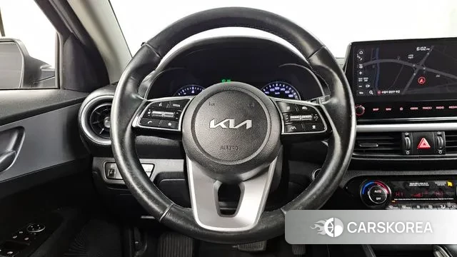 Kia The New K3 2nd generation 2022 Белый из Кореи, фото 4
