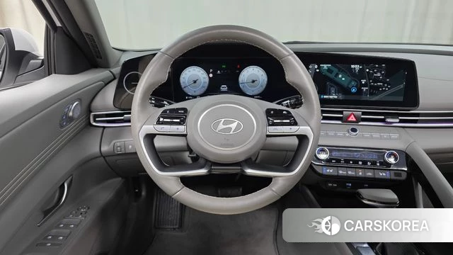 Hyundai The New Avante (CN7) 2024 Белый из Кореи, фото 4