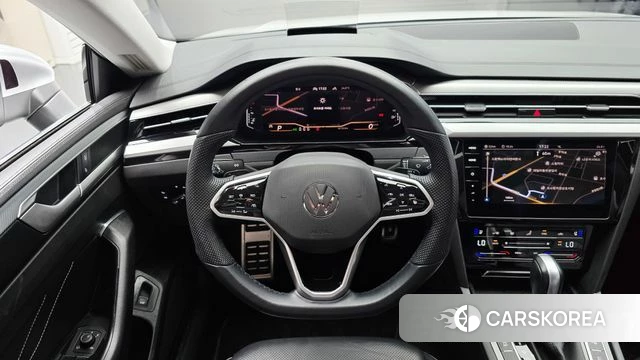 Volkswagen Arteon 2023 Белый из Кореи, фото 4
