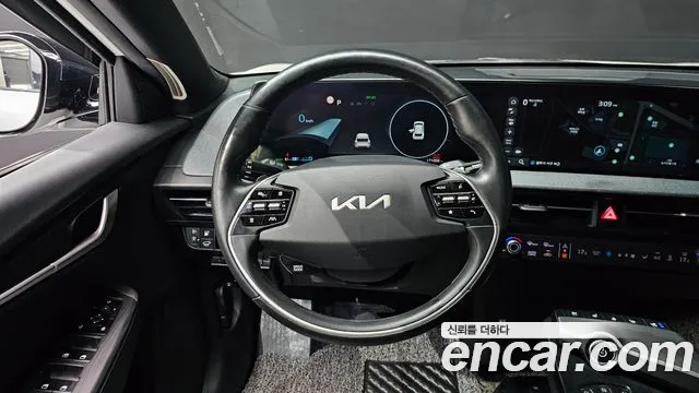 Kia EV6 2022 Белый из Кореи, фото 4