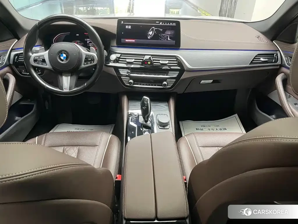 BMW 5 series 2021 Белый из Китая, фото 4