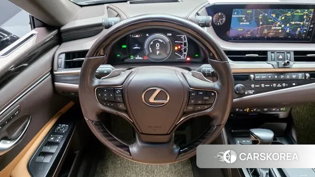 Lexus ES300h 7th generation 2020 Серебристо-серый из Кореи, фото 4