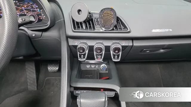 Audi R8 (4S) 2018 Желтый из Кореи, фото 4