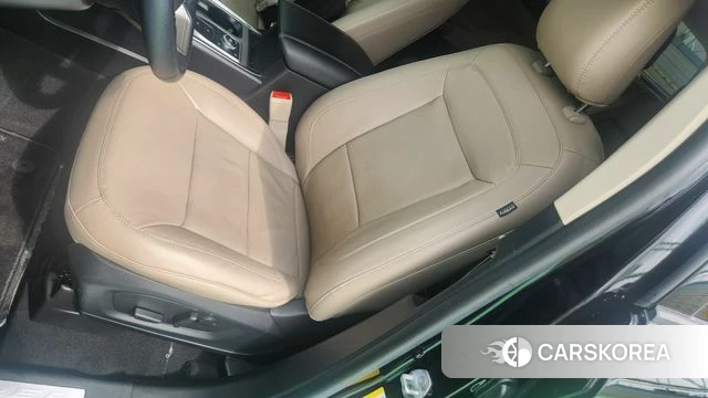 Ford Explorer 6th Generation 2022 Черный из Кореи, фото 4