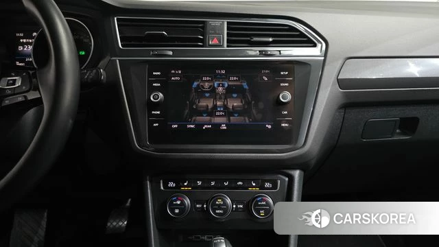 Volkswagen Tiguan second Generation 2018 Белый из Кореи, фото 4