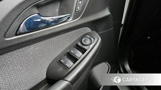 Chevrolet (GM Daewoo) Trailblazer 2020 Белый из Кореи, фото 4