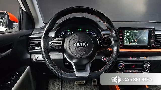 Kia Stonic 2018 Белый из Кореи, фото 4