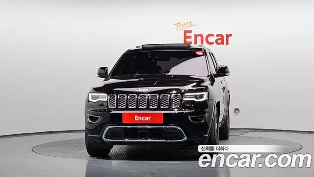 Jeep Grand Cherokee 2018 Черный из Кореи, фото 4