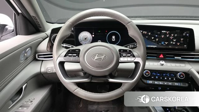 Hyundai The New Avante (CN7) 2023 Белый из Кореи, фото 4