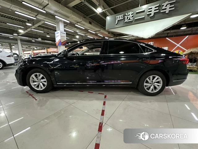 Volkswagen Passat 2021 Черный из Китая, фото 4