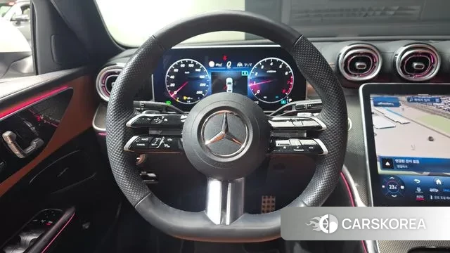 Mercedes-Benz C-Class W206 2022 Белый из Кореи, фото 4