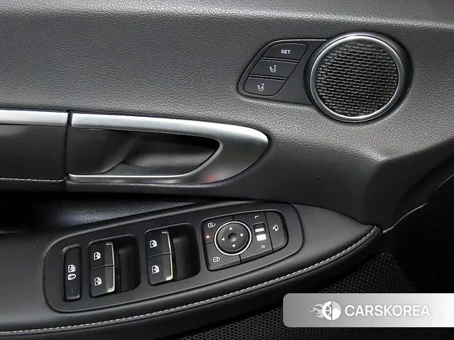 Hyundai Sonata D Edge Hybrid (DN8) 2023 Черный из Кореи, фото 4