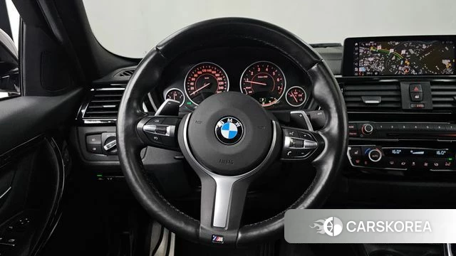 BMW 3 Series (F30) 2018 Белый из Кореи, фото 4
