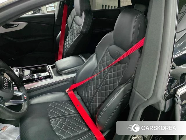 Audi Q8 (4M) 2021 Черный из Кореи, фото 4