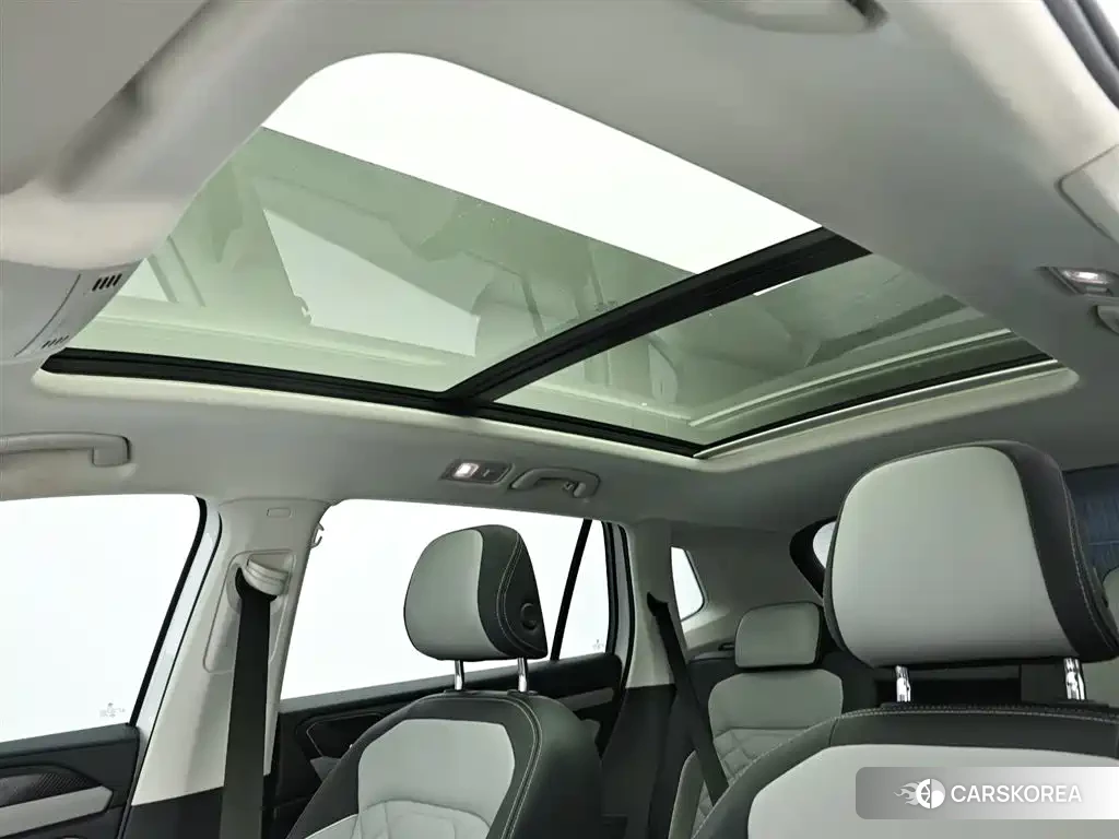 Volkswagen Tayron 2024 Белый из Китая, фото 5