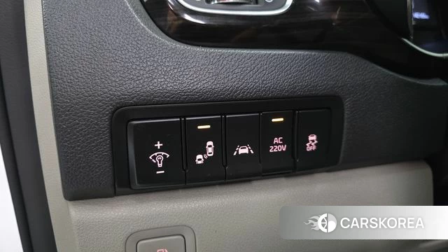 Kia The New Carnival 2018 Белый из Кореи, фото 4