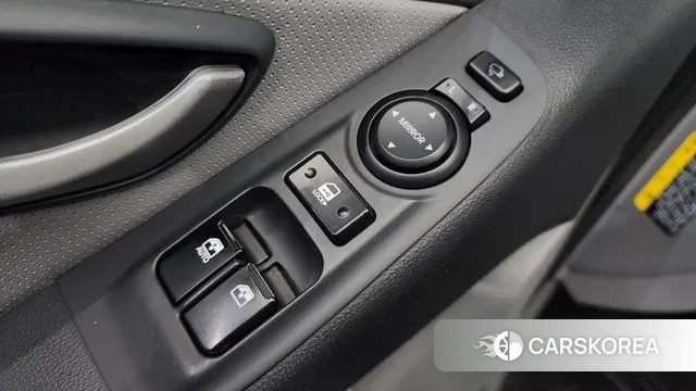 Hyundai The New Grand Starex 2019 Белый из Кореи, фото 4