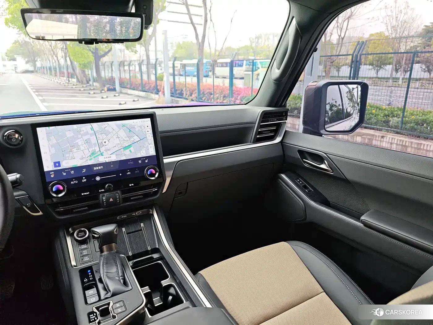 Lexus GX 2024 Silver/gray из Китая, фото 4