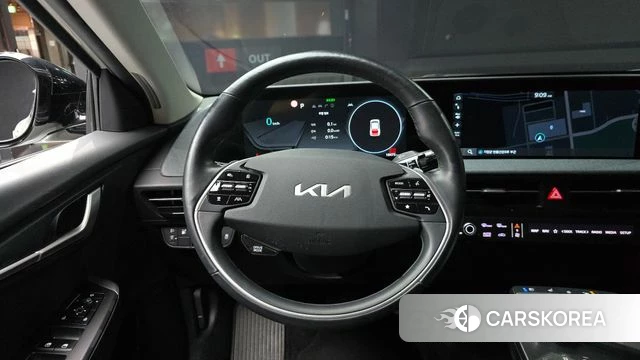 Kia EV6 2023 Жемчужный цвет из Кореи, фото 4