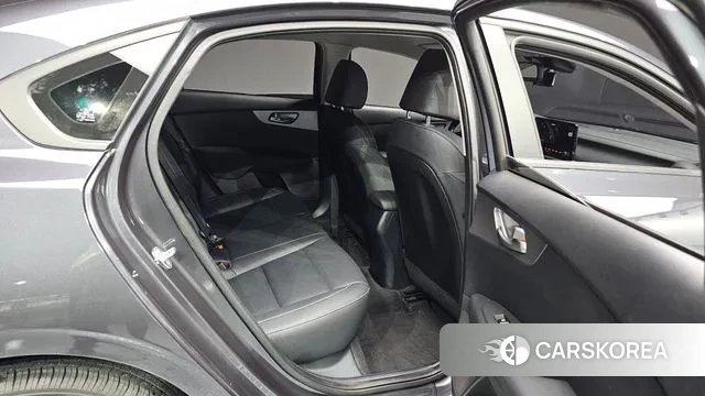 Kia The New K3 2nd generation 2021 Серый из Кореи, фото 4